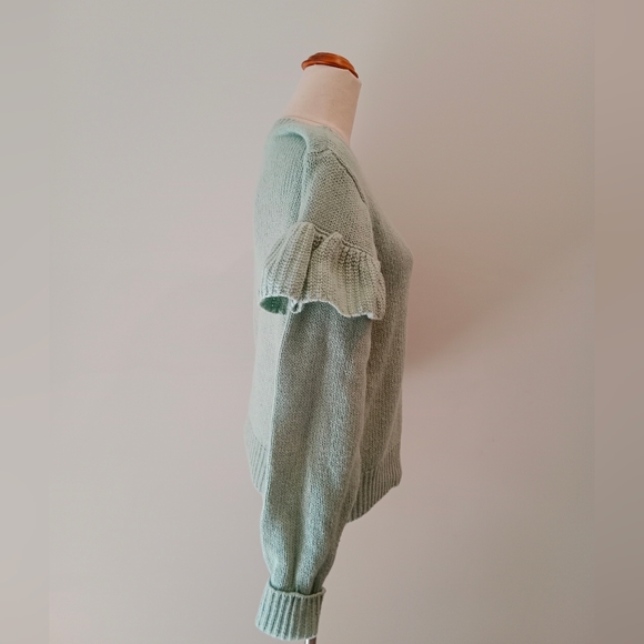 Decjuba Mint Knit sweater Size small - Picture 2 of 7